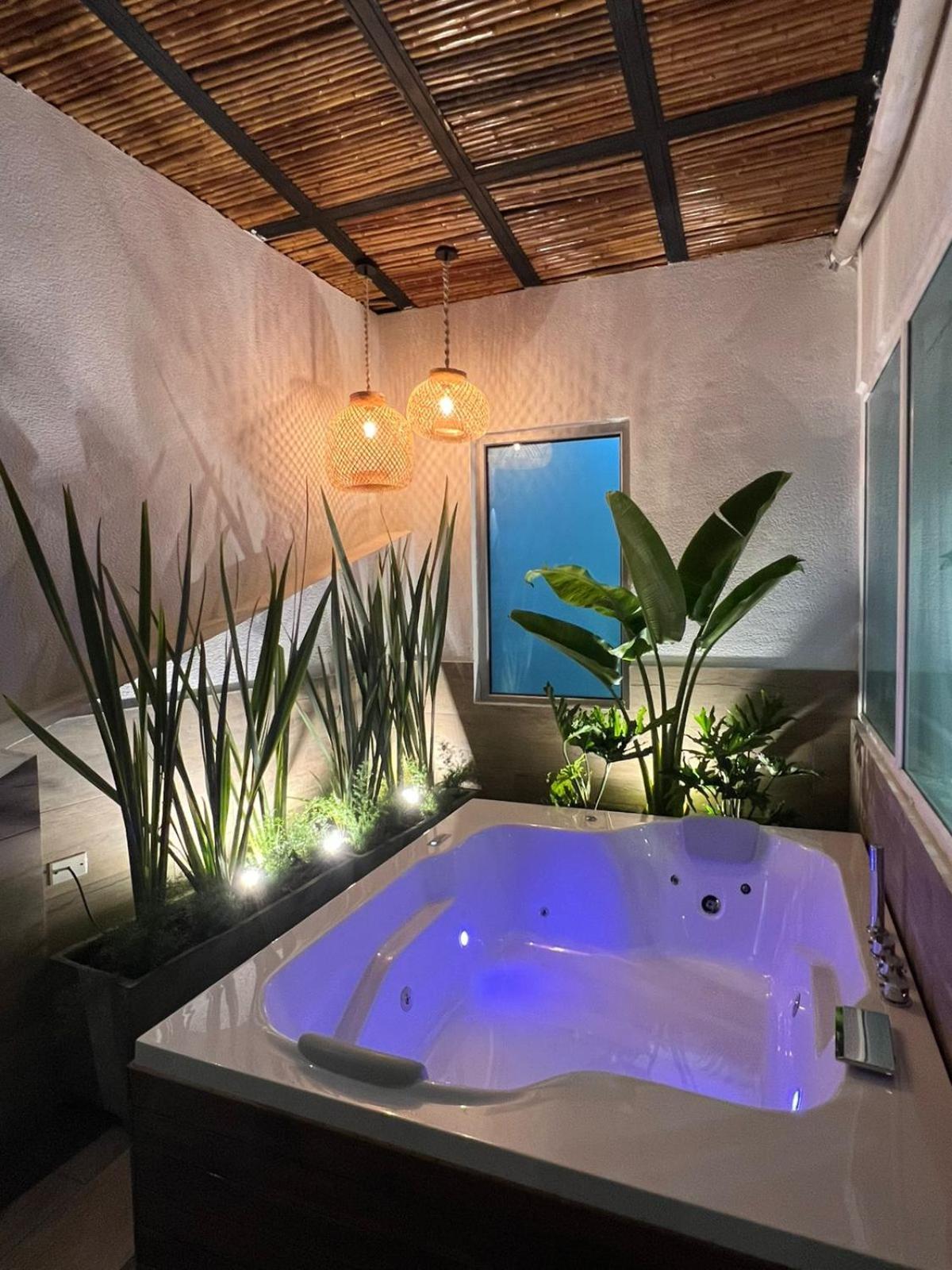 Zi One Luxury Hotel Pereira Extérieur photo